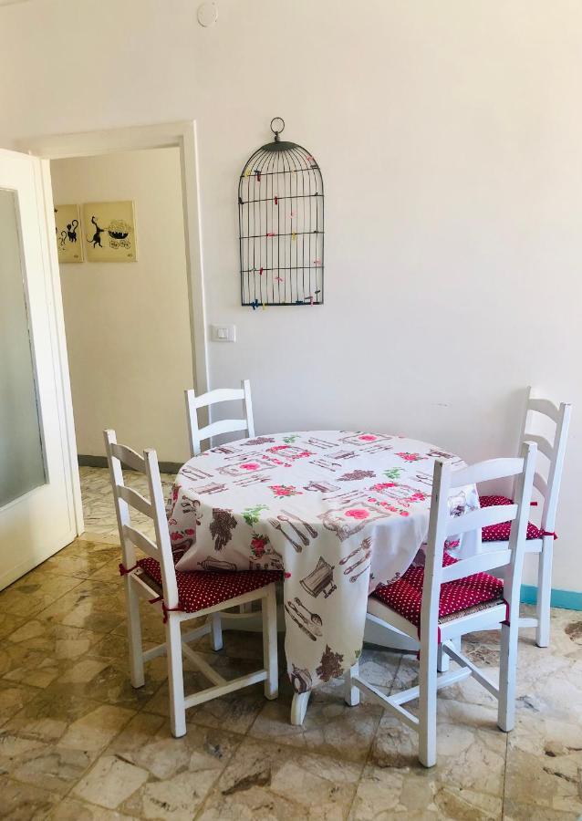Peaceful Apartment 1 Minute Walk To The Beach Ventimiglia Esterno foto
