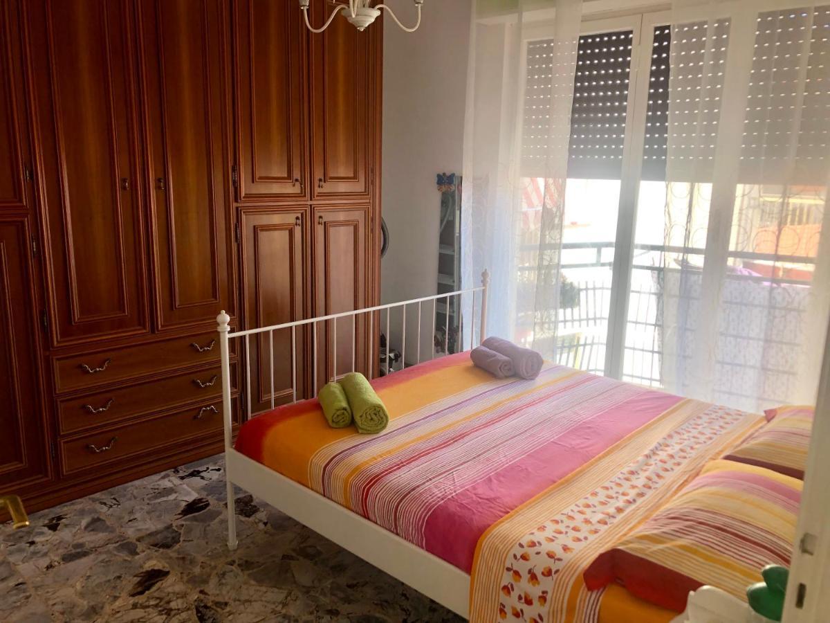 Peaceful Apartment 1 Minute Walk To The Beach Ventimiglia Esterno foto
